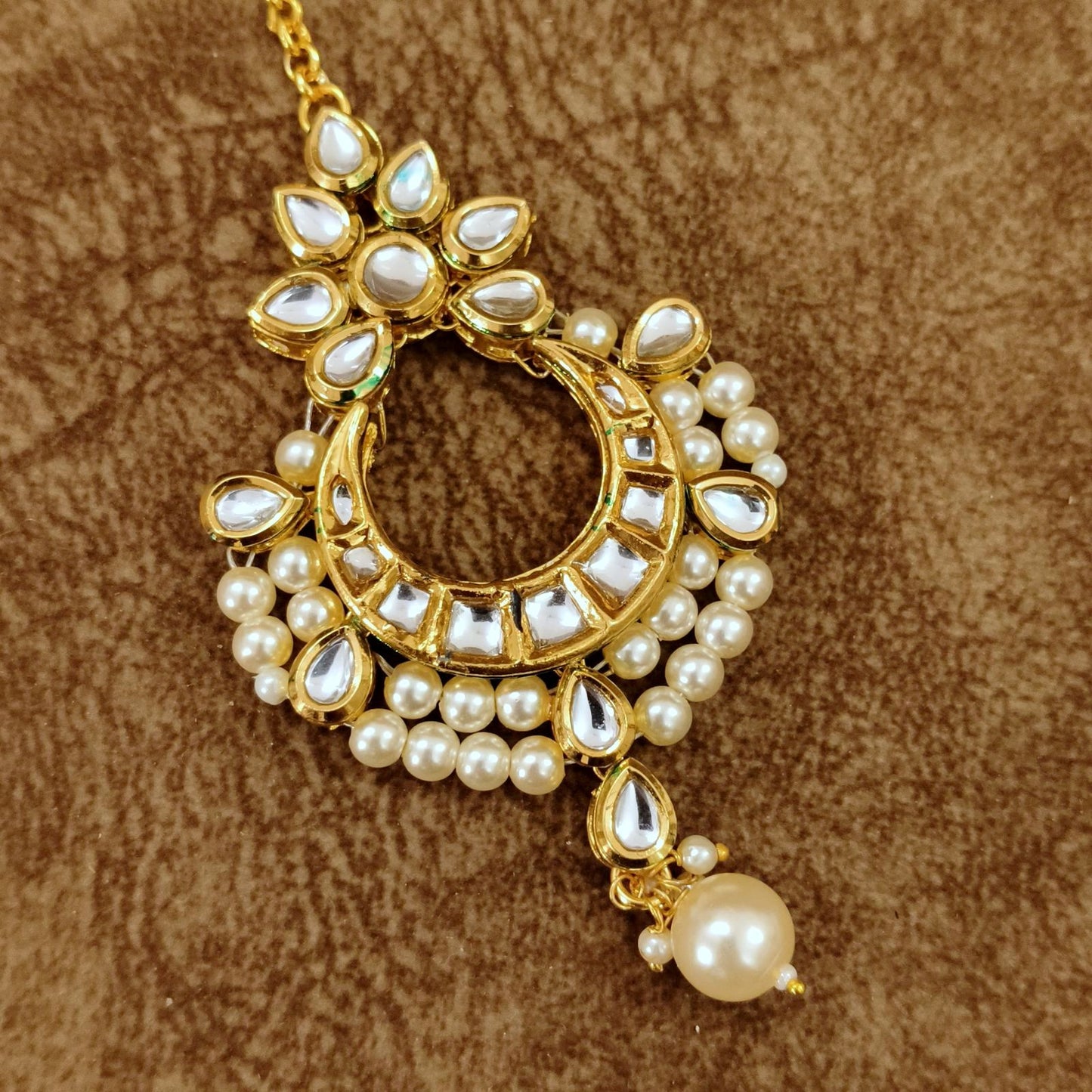 Kundan Pearl Chand Maang Tikka with Floral Top – Bridal Crescent Head Jewelry