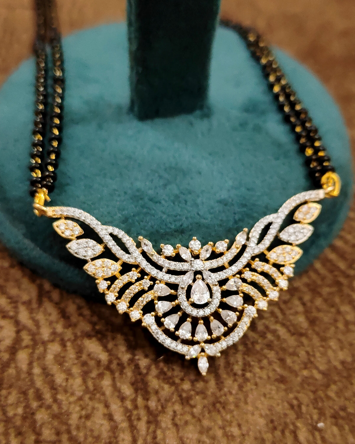 American Diamond Mangalsutra – Chain Close-up – Sanvi Jewels