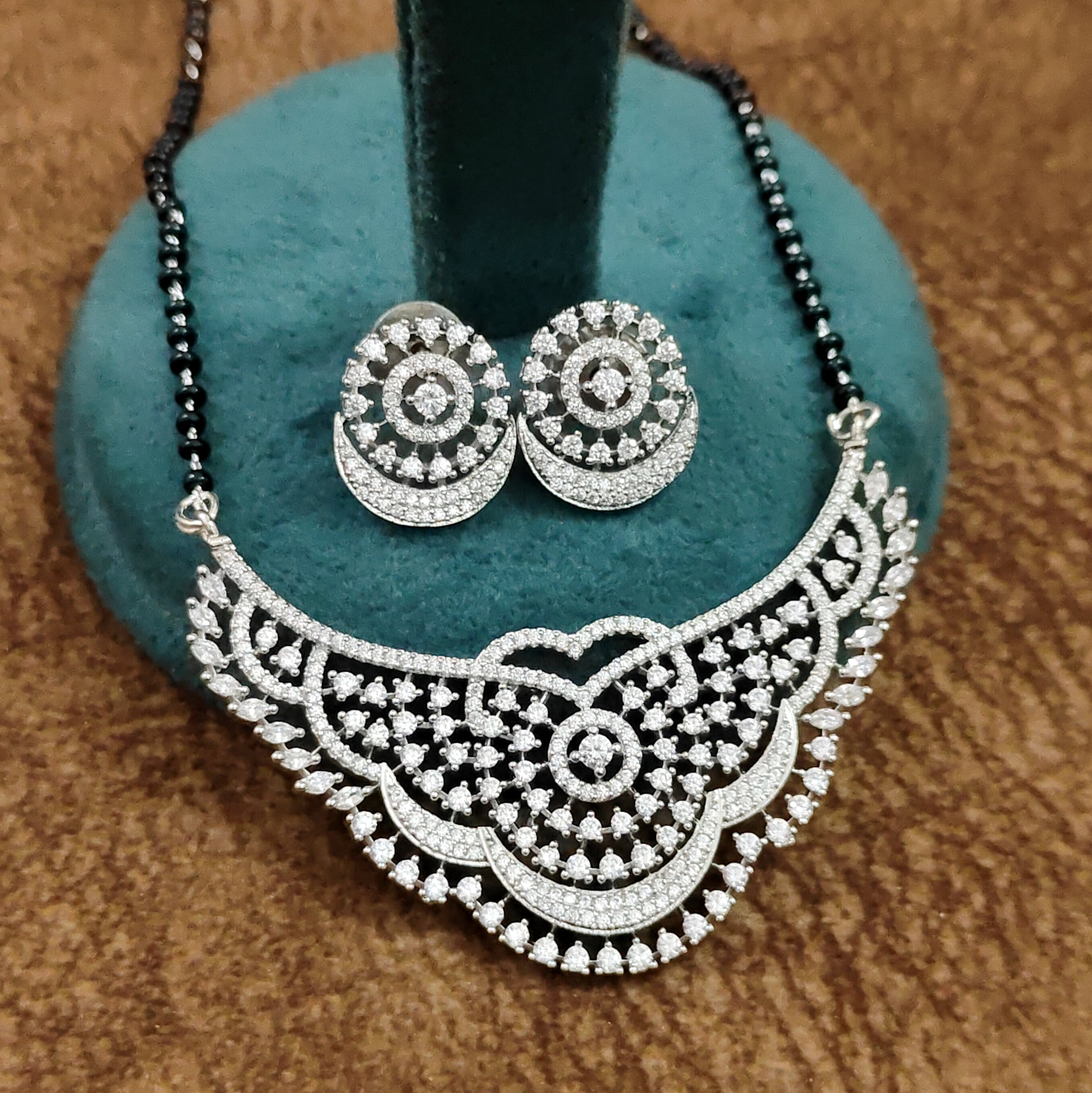 Diamond Look Mangalsutra – Styled Shot – Sanvi Jewels