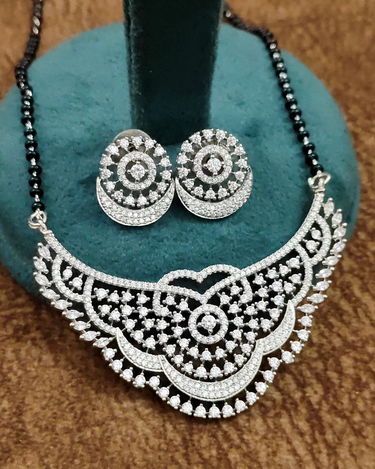 Diamond Look Mangalsutra – Styled Shot – Sanvi Jewels