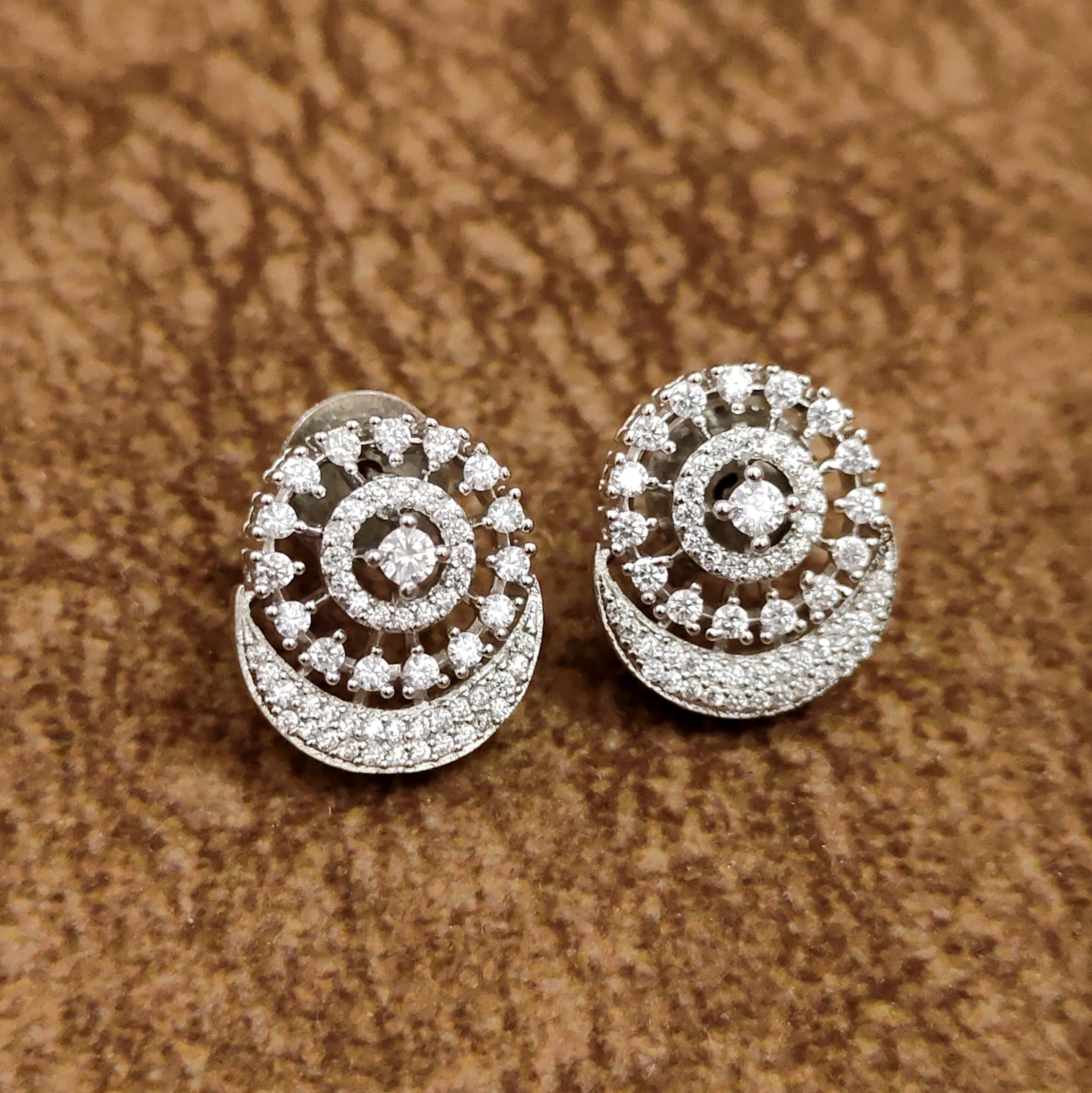 Diamond Look Mangalsutra – Packaging Shot – Sanvi Jewels