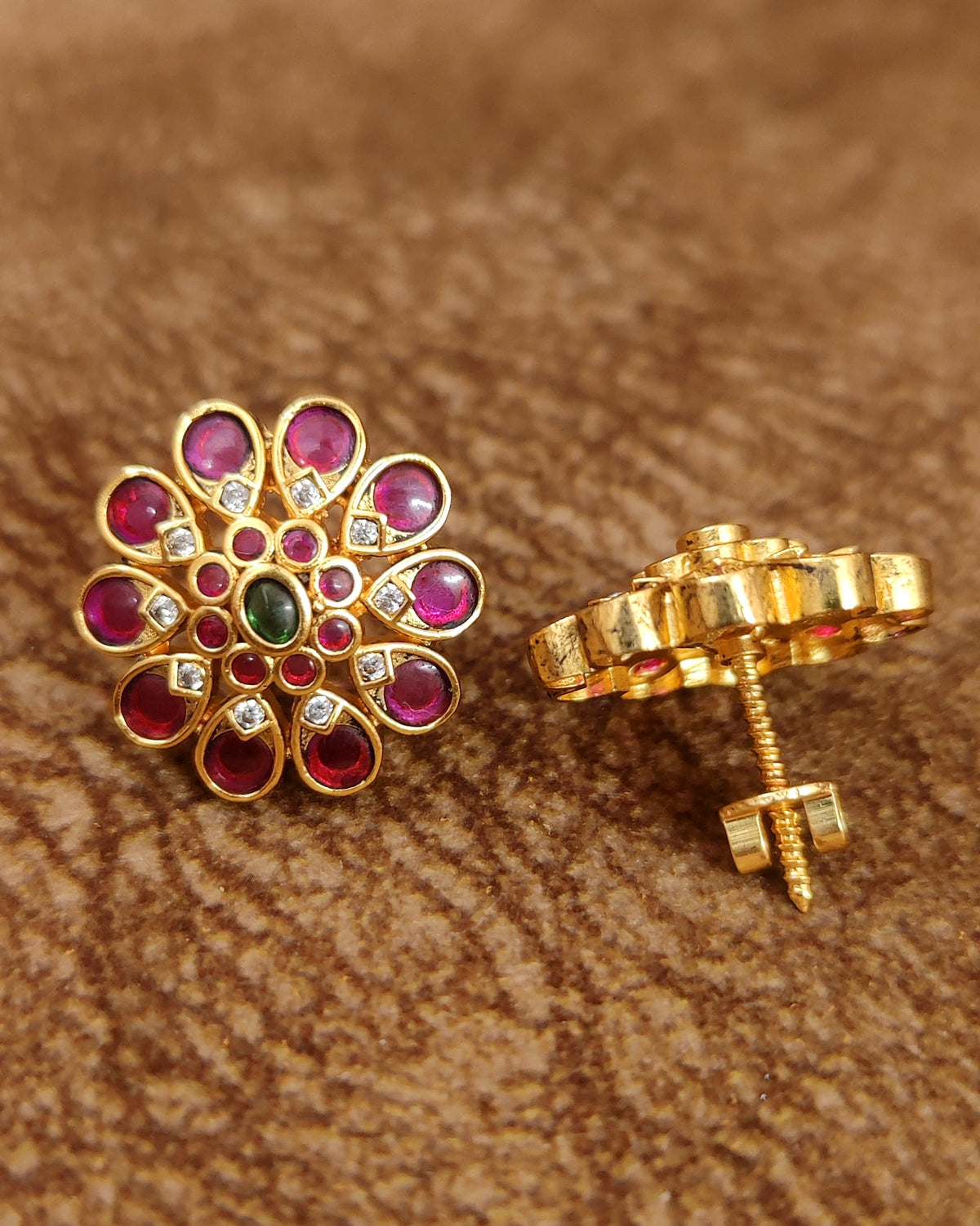 Ruby & Emerald Kempu Studs – Close-up Detail – Sanvi Jewels