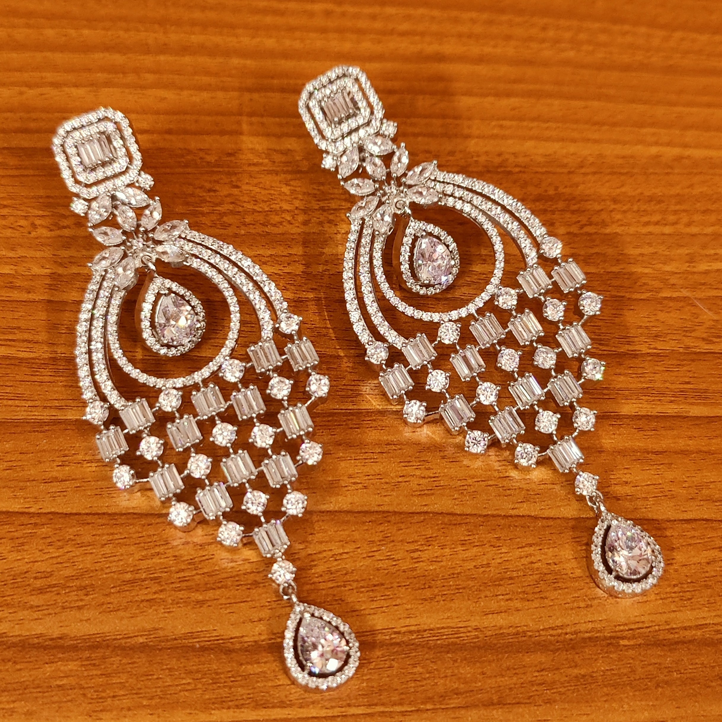 SILVER PLATED DIAMOND LOOK SIGNITY STUDDED EARRINGS