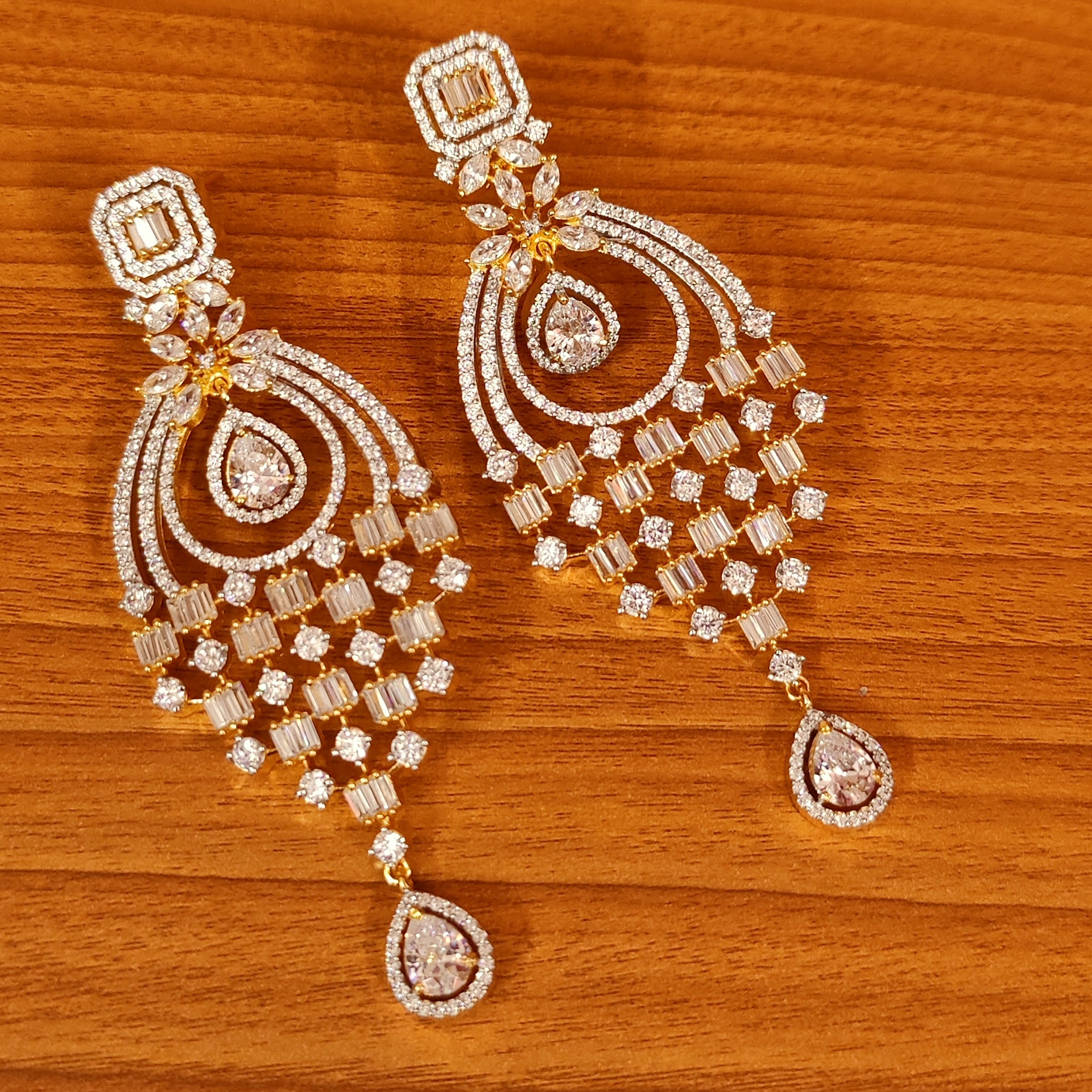 SILVER PLATED DIAMOND LOOK SIGNITY STUDDED EARRINGS