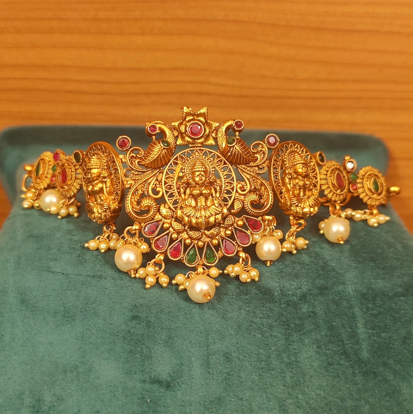MULTICOLOUR TEMPLE LOOK ANTIQUE GOLD BAJUBAND