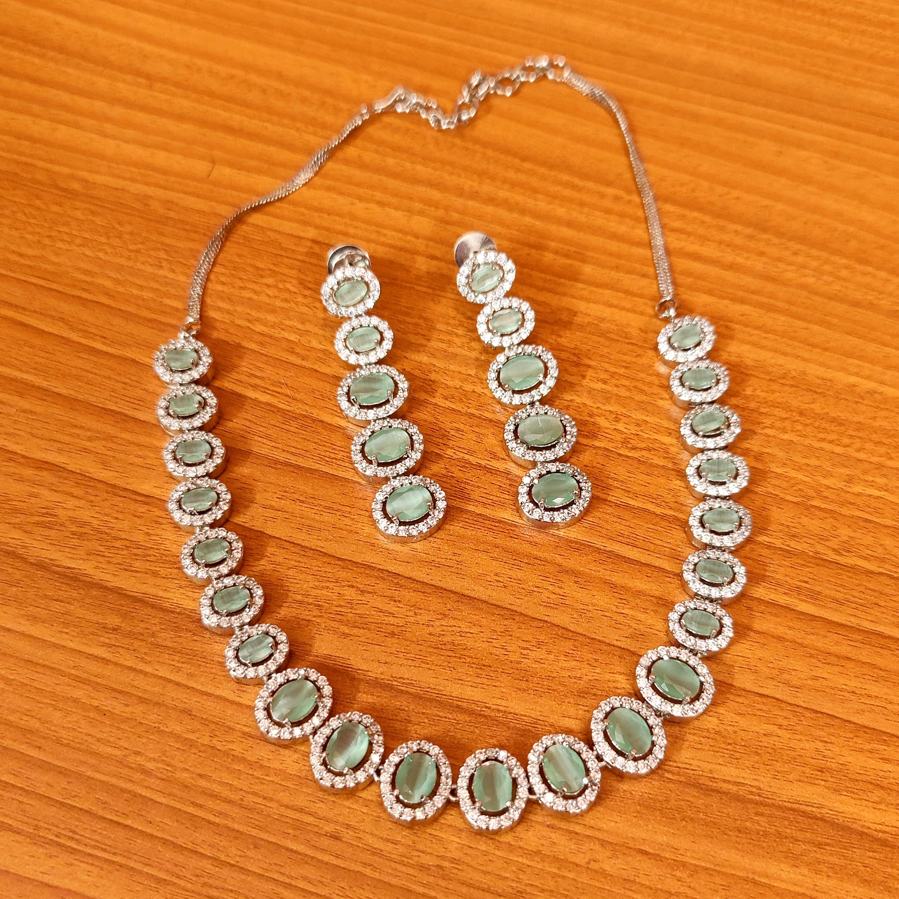RED GARNET & CZ STUDDED OVAL SHAPED NECKLACE SET