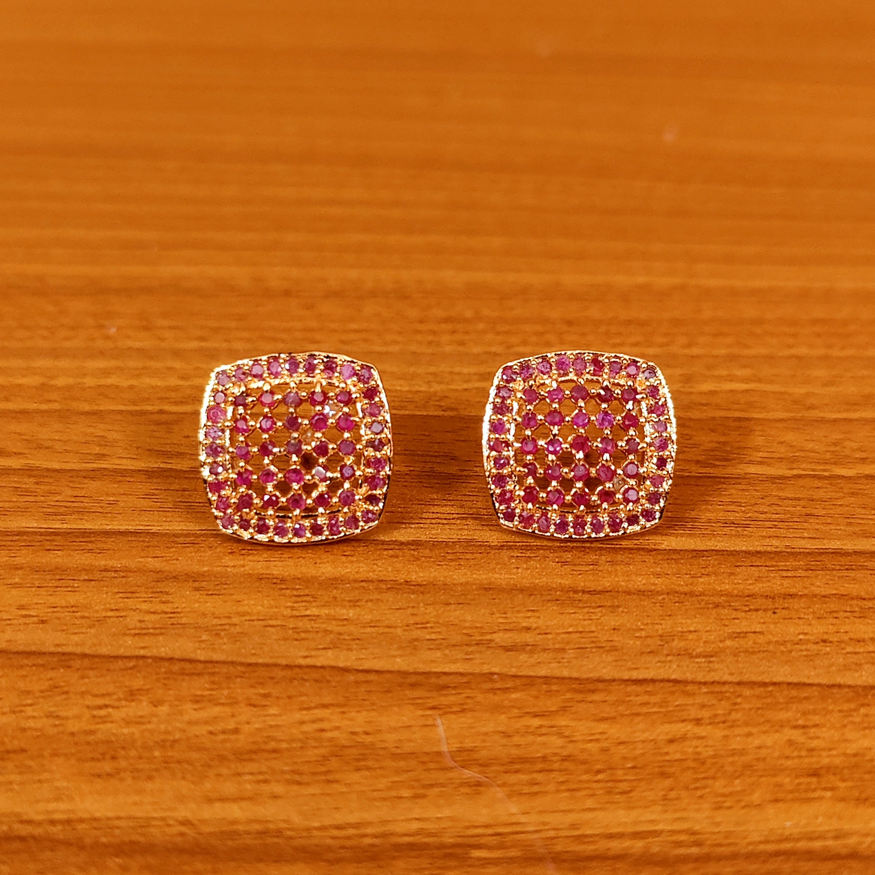 EMERALD COLOUR CZ STUDDED GOLD LOOK STUDS