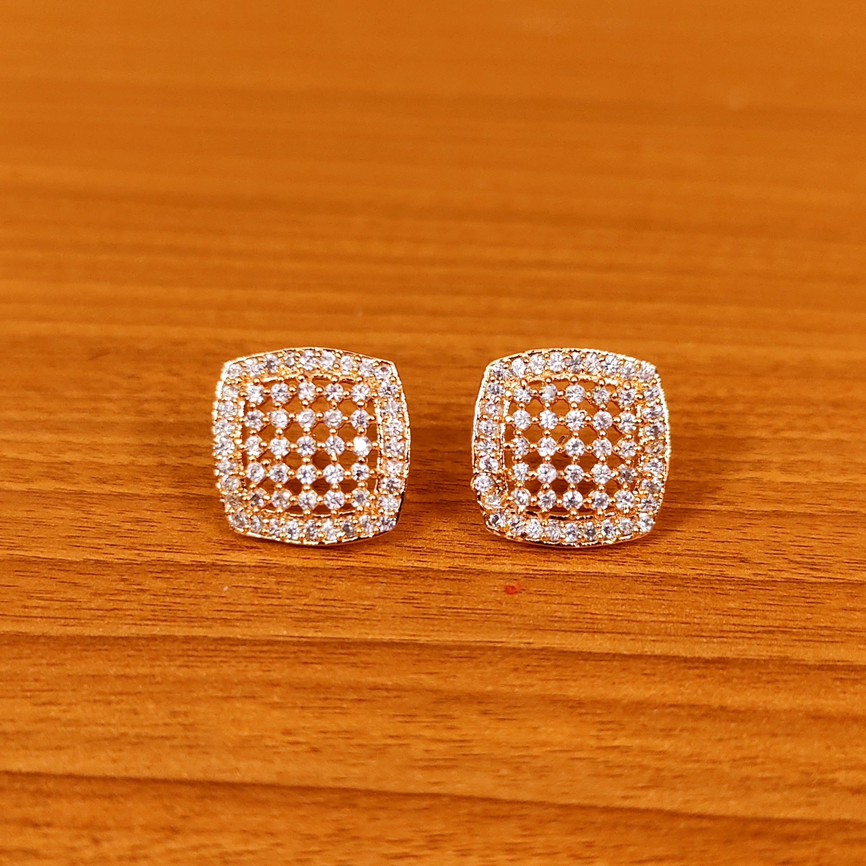 EMERALD COLOUR CZ STUDDED GOLD LOOK STUDS