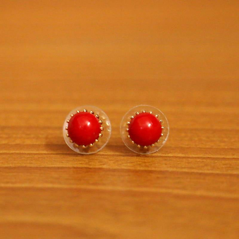 Grey Pearl Round Shaped Basket Studs