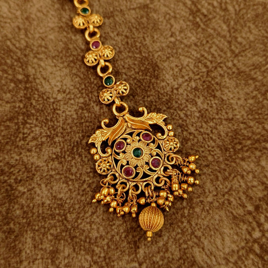 Antique Gold Floral Maang Tikka with Red & Green Stones – Traditional Bridal Head Jewelry