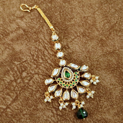 Kundan Green Stone Maang Tikka with Pearl Drops – Bridal Traditional Head Jewelry