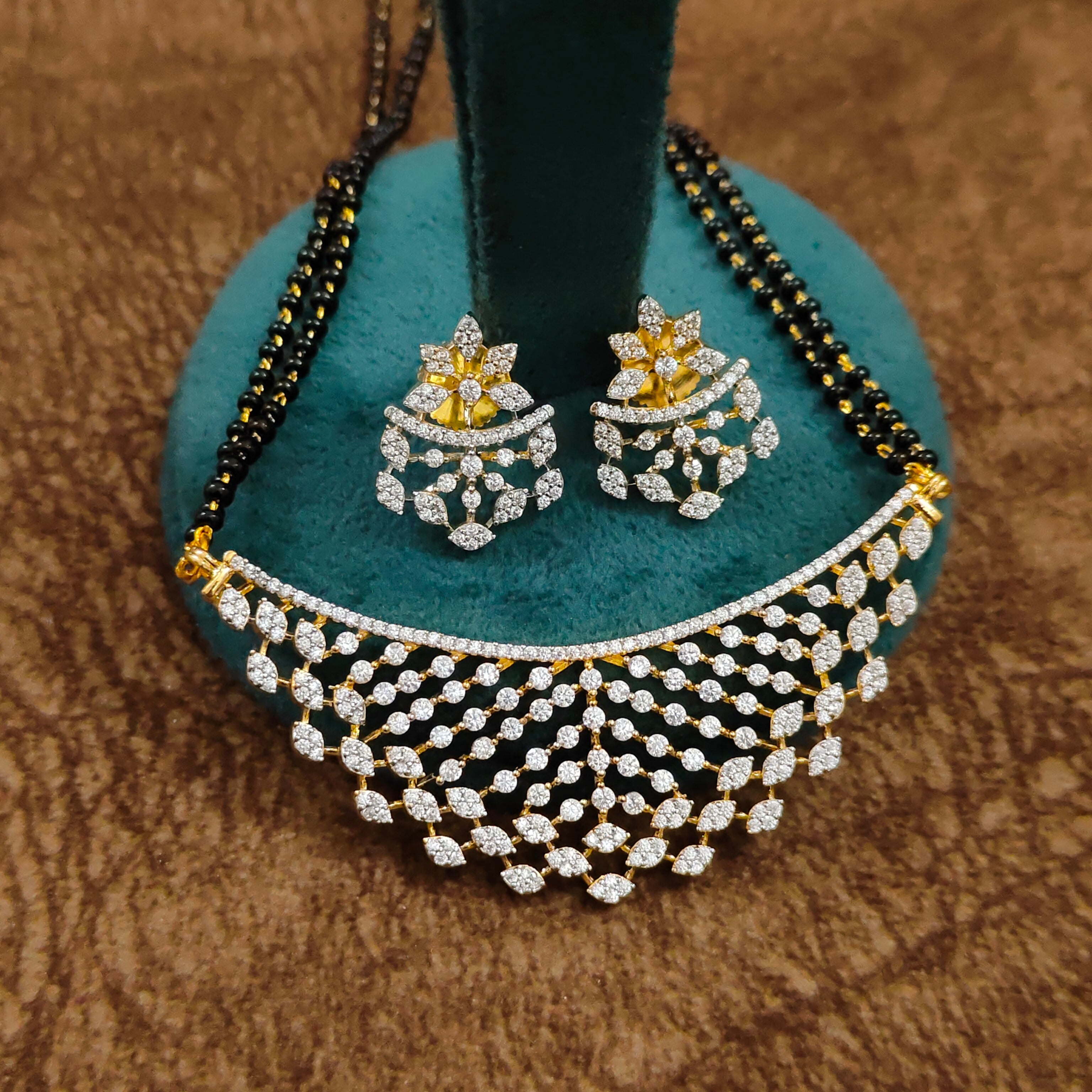 American Diamond Mangalsutra – Pendant Detail Shot – Sanvi Jewels