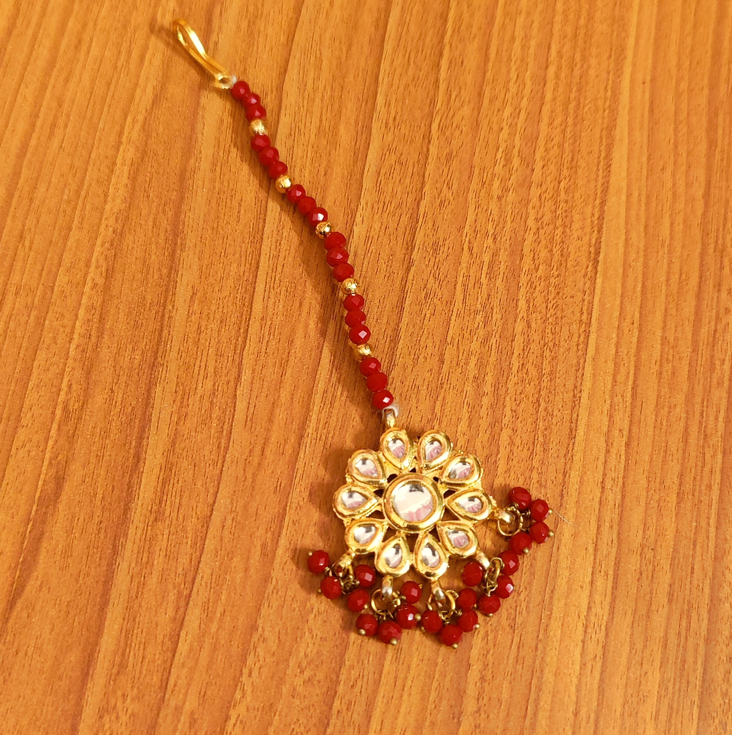 Maang Tikka (Kundan) – Sanvi Jewels