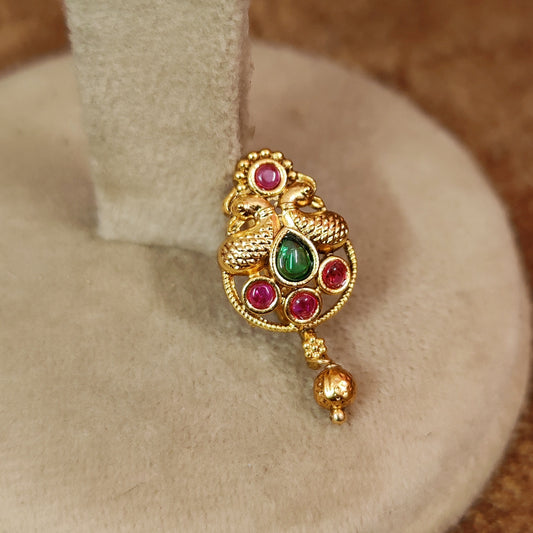 ANTIQUE GOLD PLATED PEACOCK KEMP STONE NOSE PIN