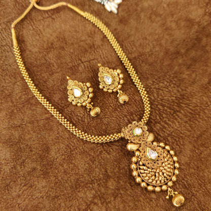 Gold look Kundan Polki Necklace set