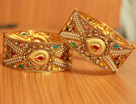 ANTIQUE GOLD PLATED MULTICOLOUR OPENABLE BANGLES