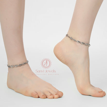 OXIDISED SILVER BABY ELEPHANT PATTERN ANKLETS