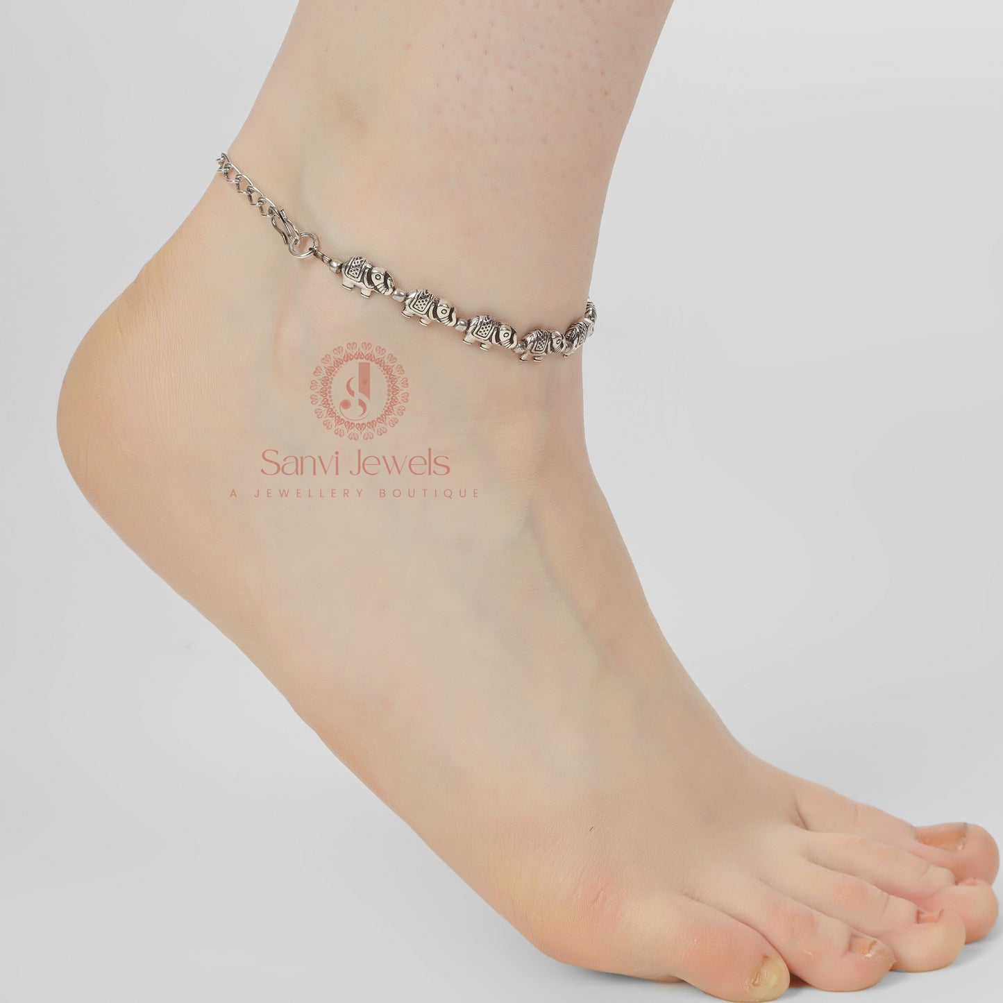 OXIDISED SILVER BABY ELEPHANT PATTERN ANKLETS