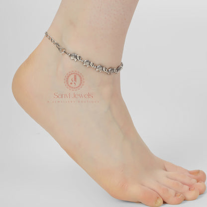 OXIDISED SILVER BABY ELEPHANT PATTERN ANKLETS