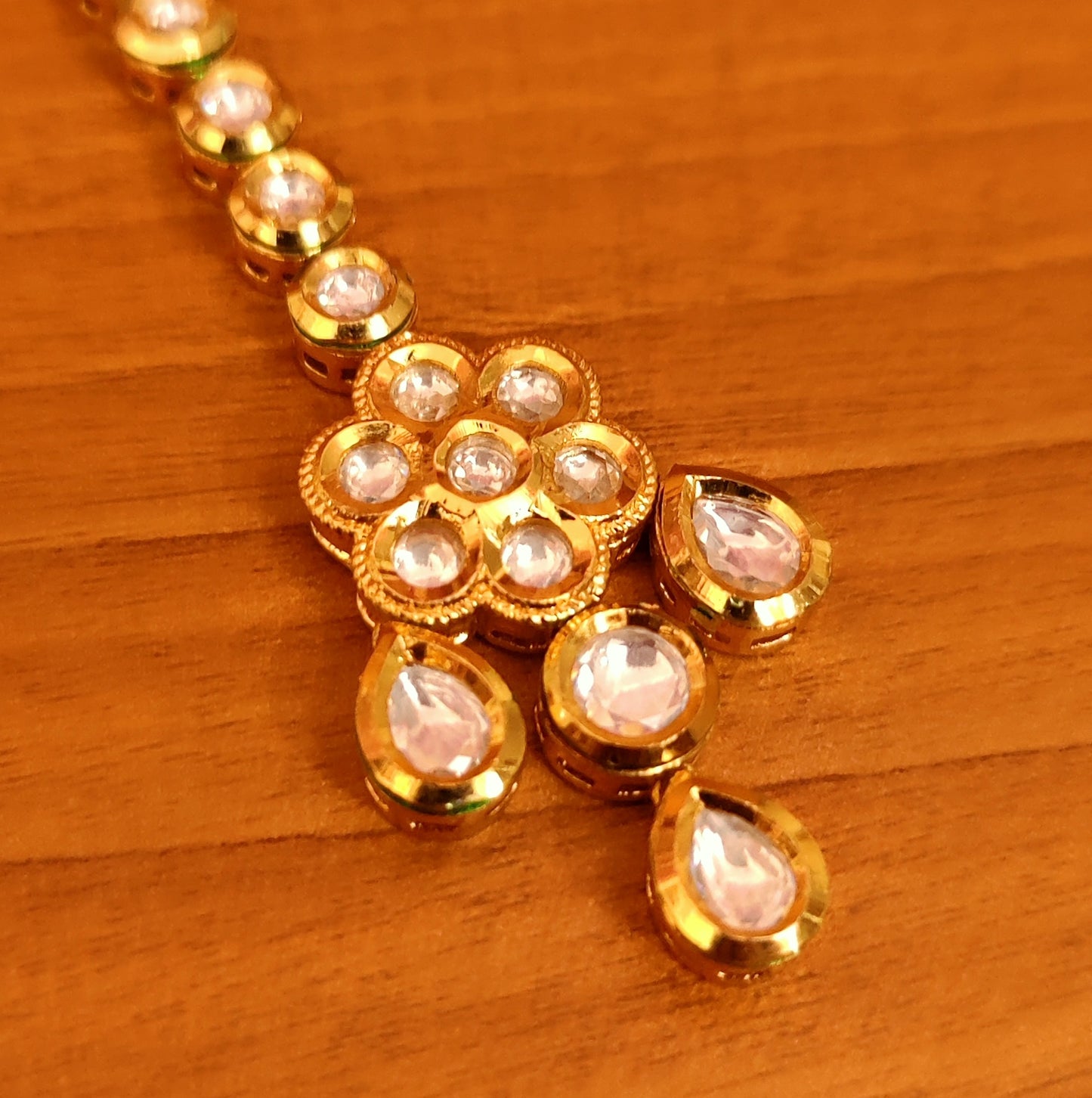 FLOWER KUNDAN POLKI GOLD LOOK WEDDING MAANG TIKKA