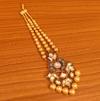 KUNDAN POLKI & PEARL MATT GOLD BRIDAL MAANG TIKKA