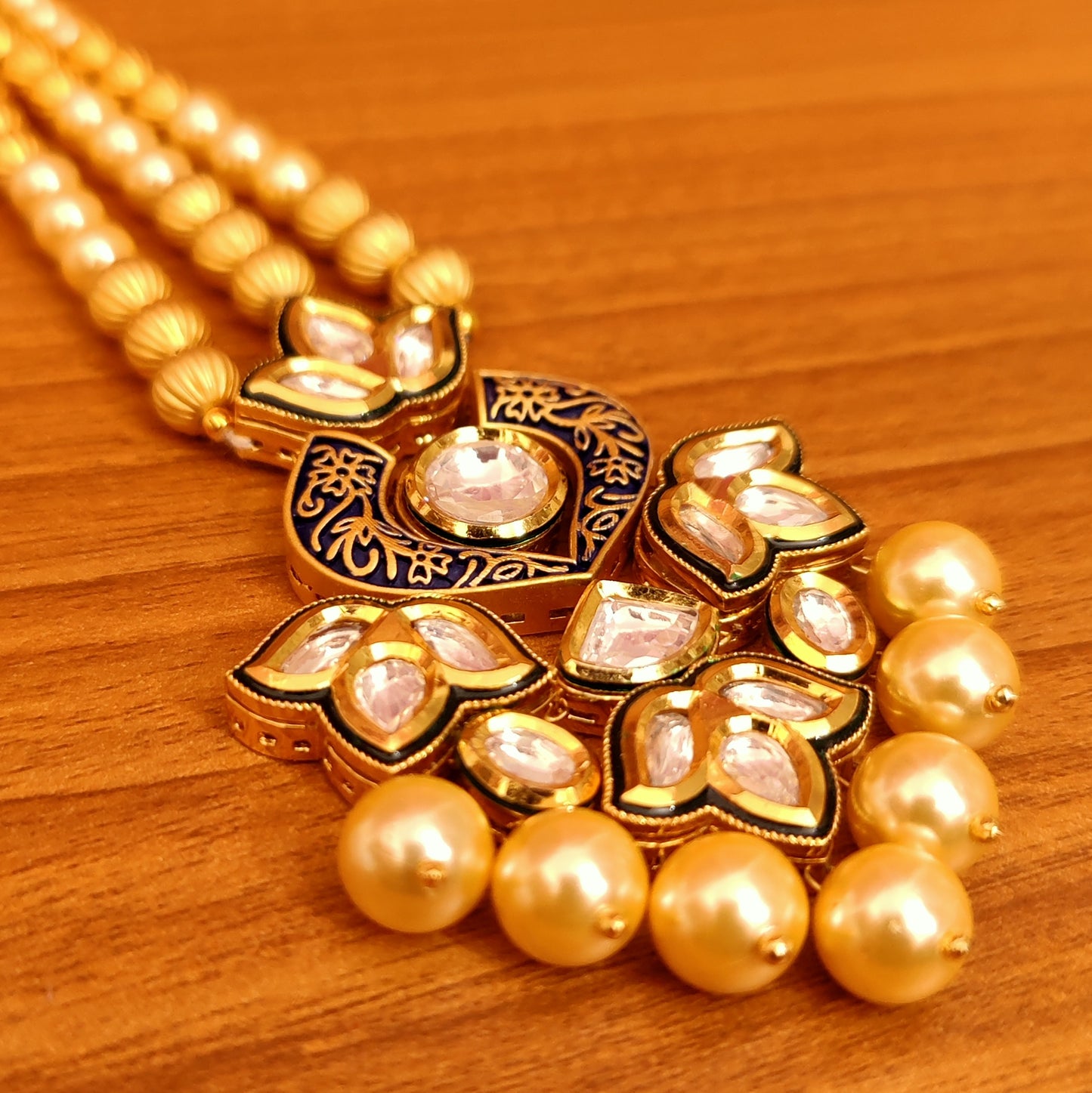 KUNDAN POLKI & PEARL MATT GOLD BRIDAL MAANG TIKKA