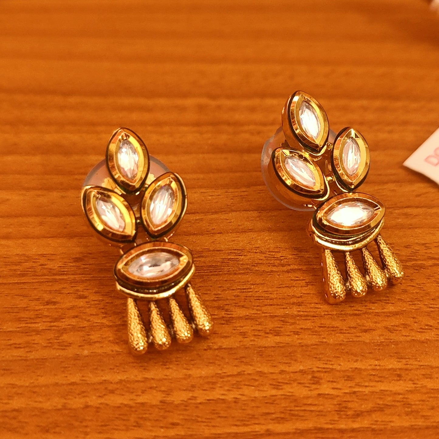 ANTIQUE LOOK MARQUESE SHAPE KUNDAN ETHNIC NECKLACE SET