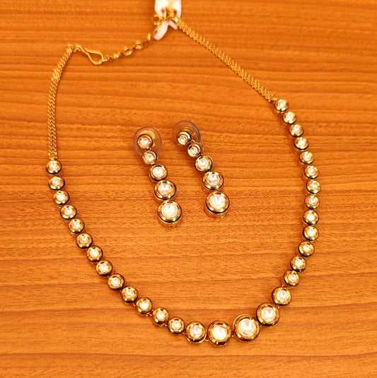 SINGLE LINE KUNDAN POLKI REAL LOOK NECKLACE SET