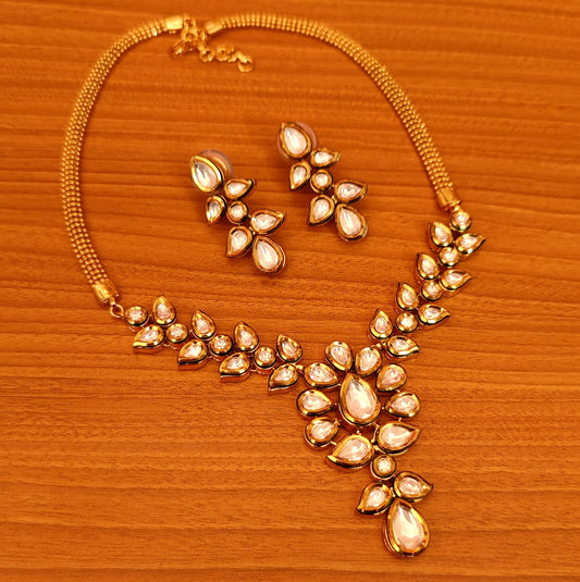 PAISLEY SHAPED KUNDAN MEENAKARI NECKLACE SET