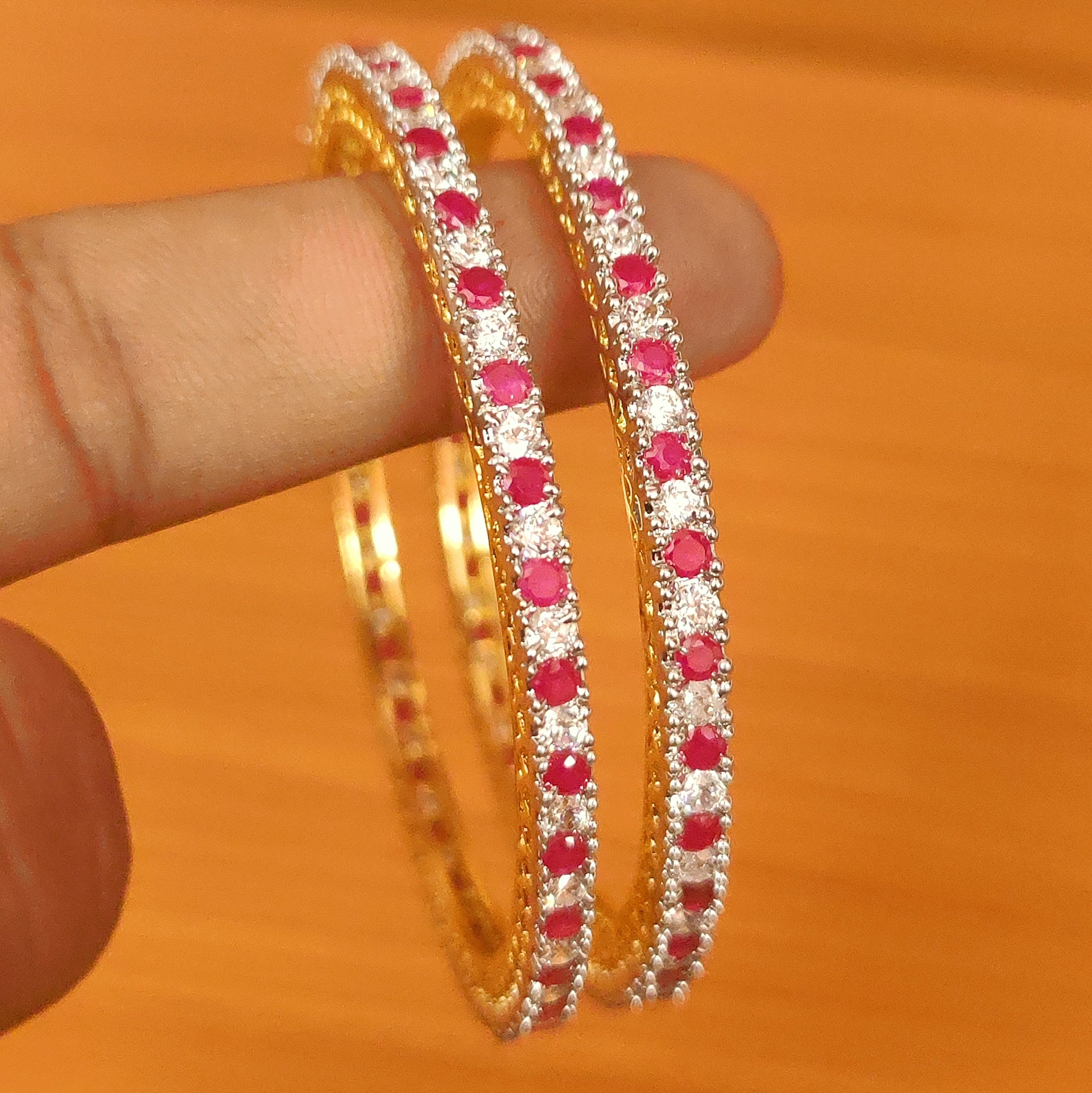 Extensible - 2.68 Carat Ruby Stretch Tennis Bracelet - 18K Rose Gold –  Robinson's Jewelers