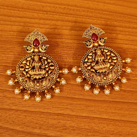 TEMPLE LOOK RED KEMP STONE PEARL EARRINGS