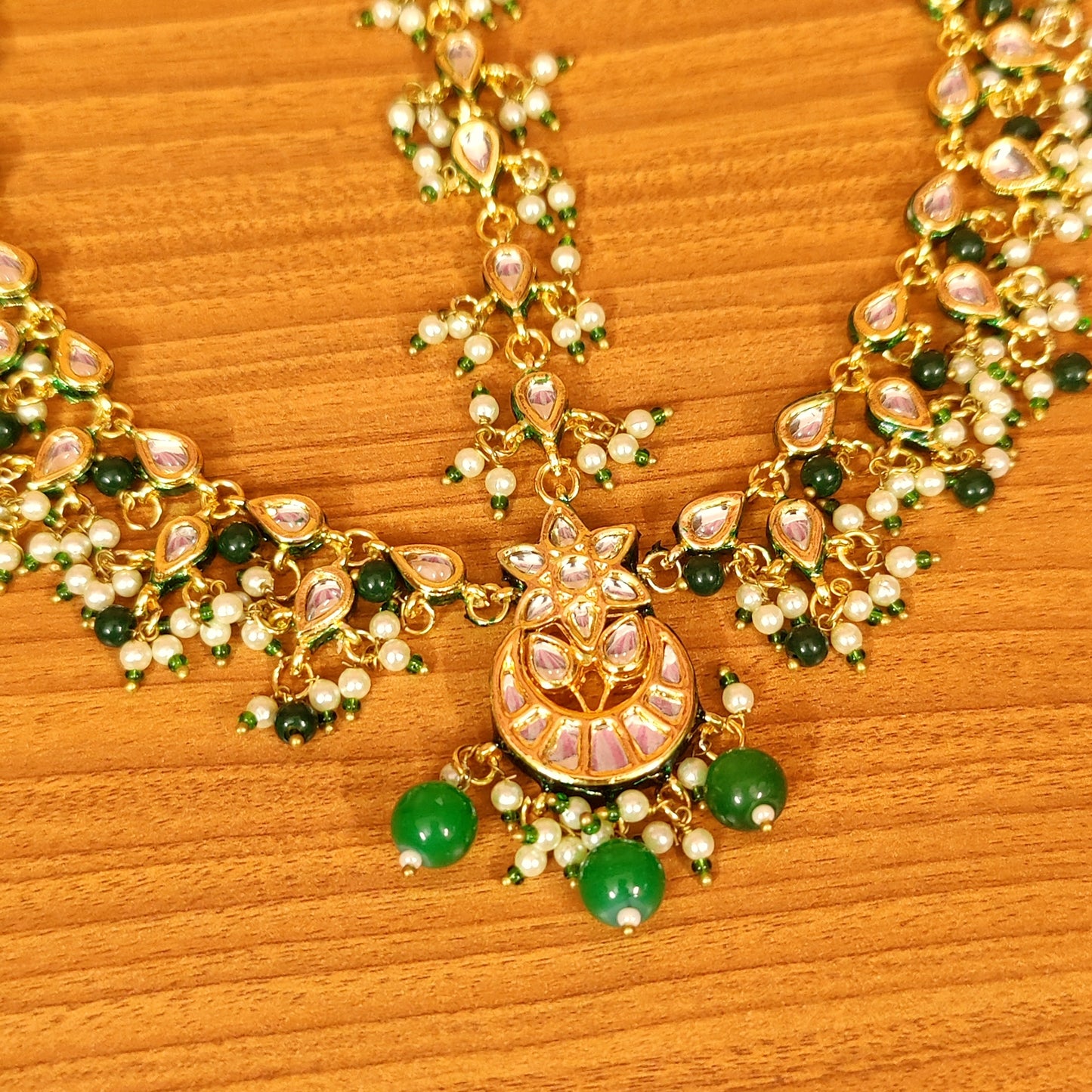EMERALD LOOK KUNDAN MEENAKARI BRIDAL MATHAPATTI