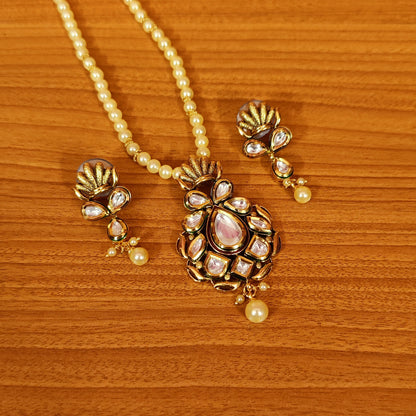 ANTIQUE GOLD LOOK KUNDAN POLKI RUBY PENDANT SET