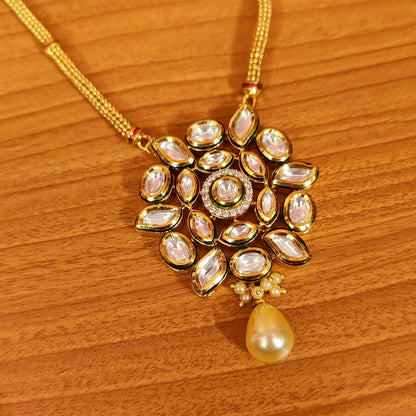 KUNDAN POLKI & PEARL PENDANT SET WITH MEENAKARI GOLD CHAIN