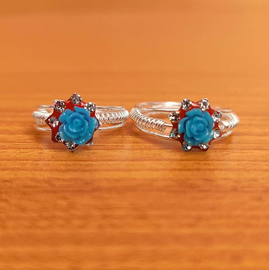 SILVER LOOK BLUE FLOWER ADJUSTABLE TOE RING