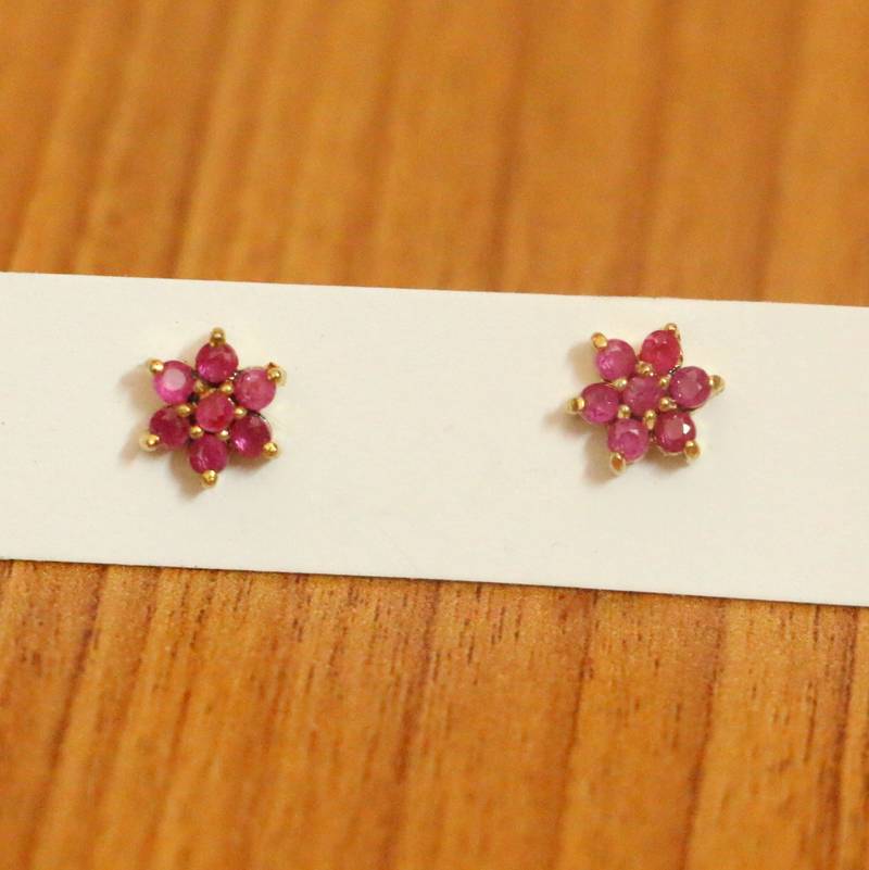 Black Onyx Flower Pattern Gold Plated Studs