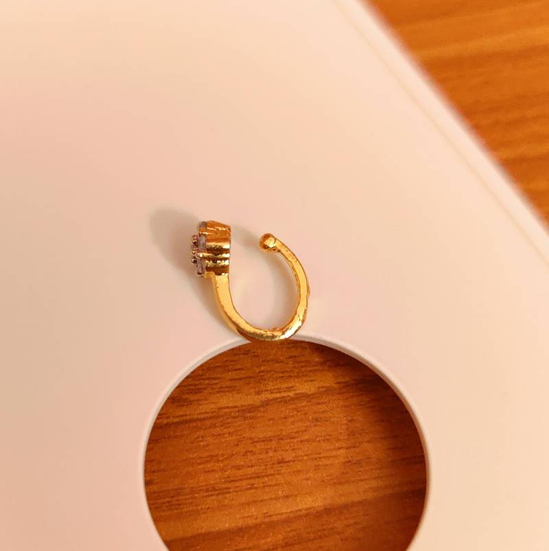 CLUSTER SETTING CZ PRESSABLE NOSE RING