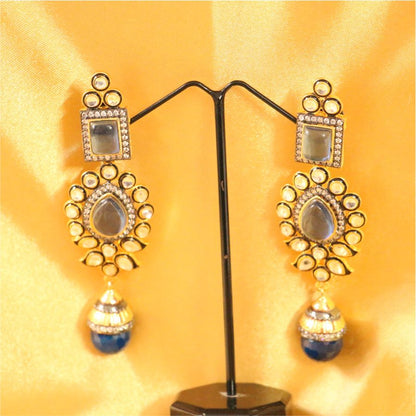 Beautiful blue sapphire AD dangler