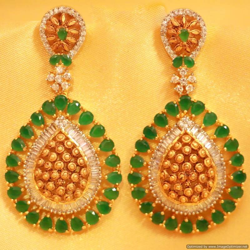 Antique Gold Green Onyx CZ Dangler Earrings Close-up – Sanvi Jewels