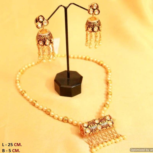 Pearl white kundan pendants