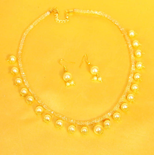 Pearl Gold Look Necklace Set