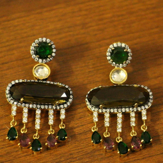 Green American Diamonds Onyx Yellow Gold Danglers Drops
