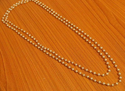 White pearl necklaces
