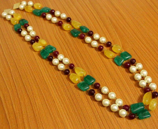 Multicolor pearl necklaces