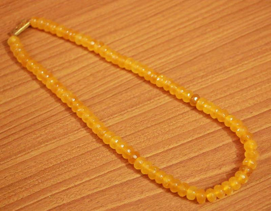 Single Line Bati Cut Yellow Quartz Necklace
