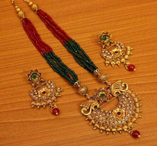 MULTICOLOUR ANTIQUE GOLD PLATED CRYSTAL NECKLACE SET