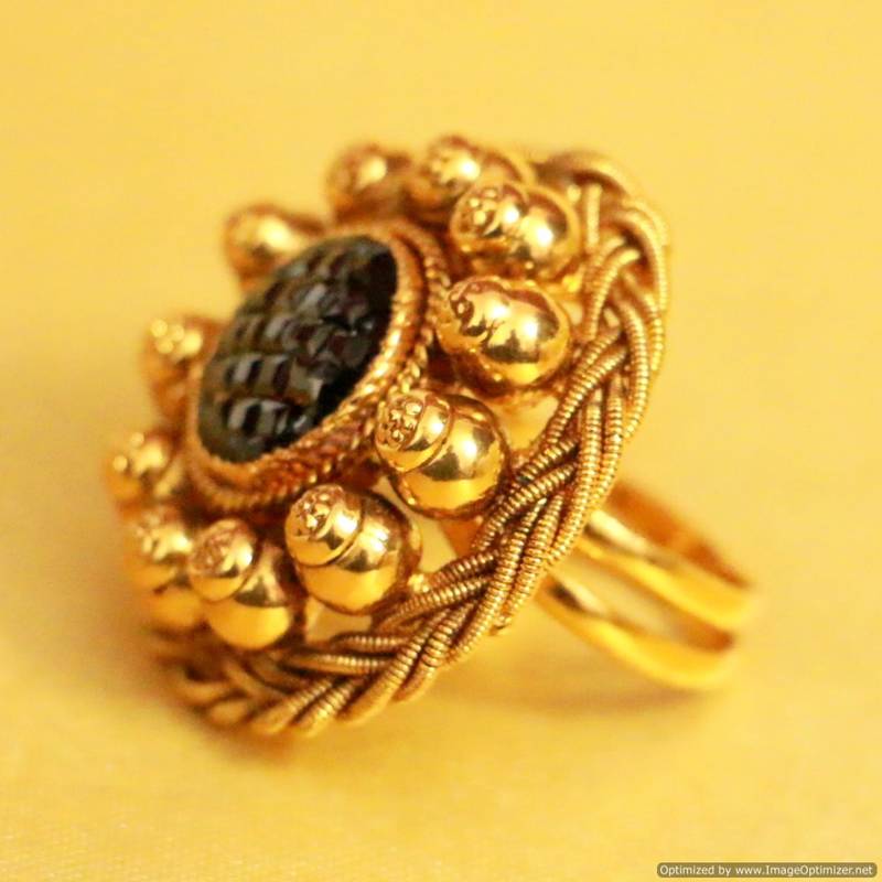 Yellow 22kt Antique Gold Ring for Women | RATNALAYA JEWELLERS
