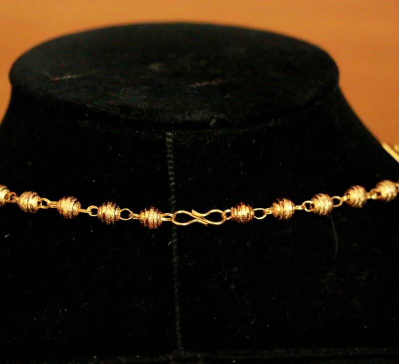 6 Line Etnic Gold look Necklace